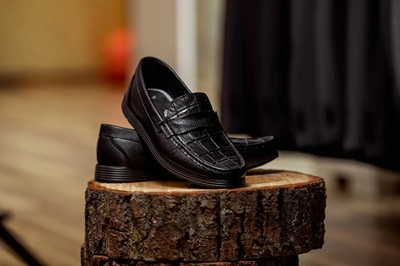 How much height do loafers add 2